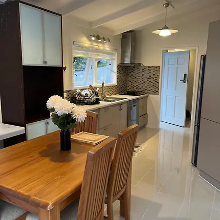Hillcrest Homestay